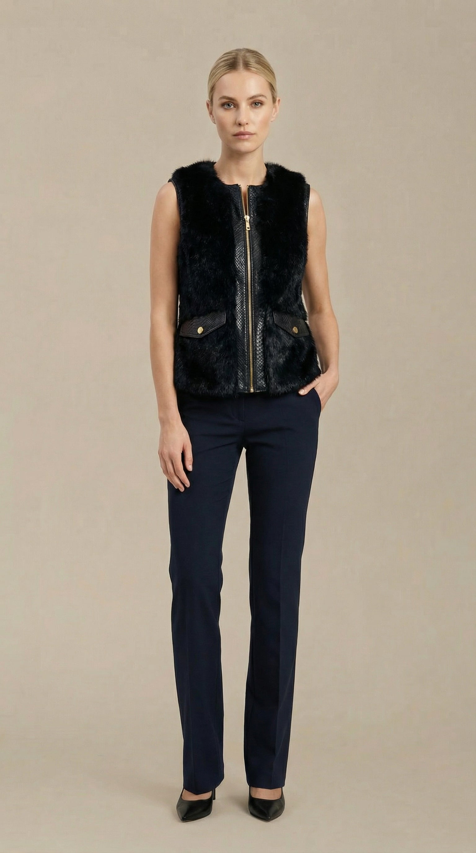 Kadın Suni Kürk Yelek – Dik Yaka Siyah