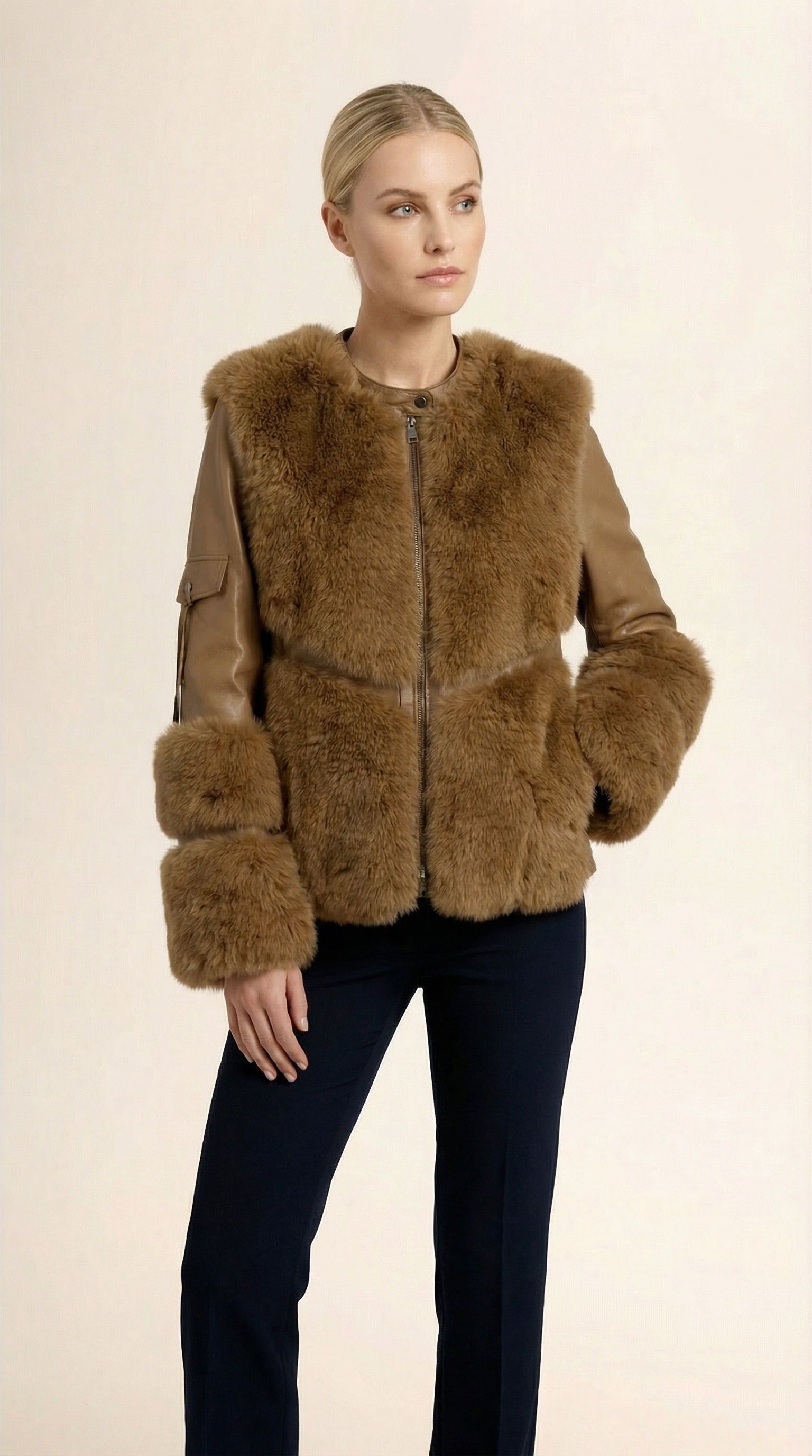 Kadın Süet Görünümlü Kaban – Kürk manşet Camel