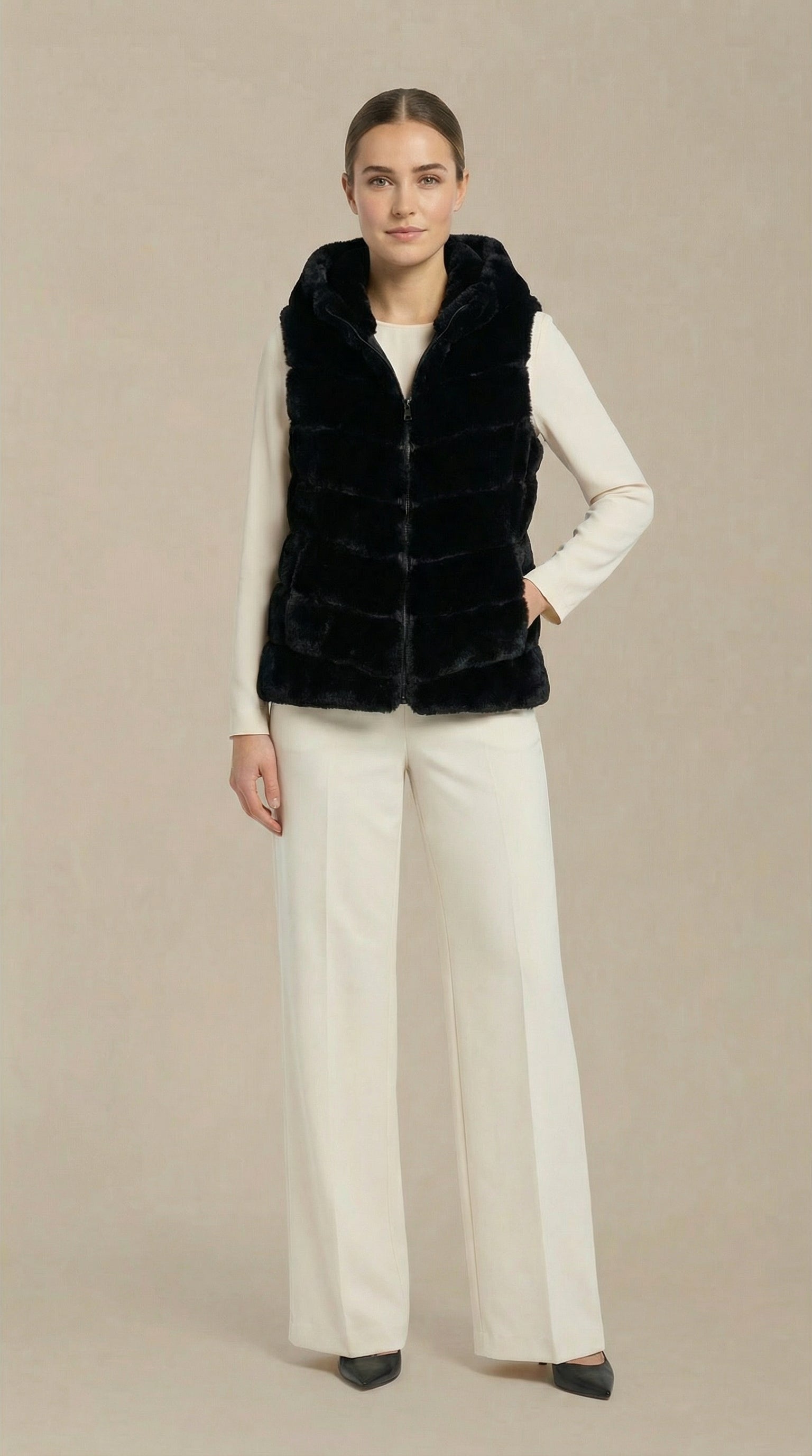 Kadın Suni Kürk Yelek – Kapitone görünümlü paneller Siyah