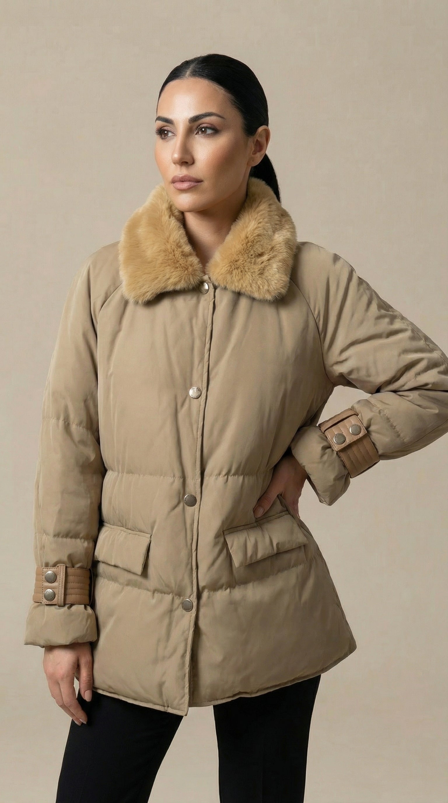 Kadın Kapitone Şişme Mont – Suni kürk yaka Bej