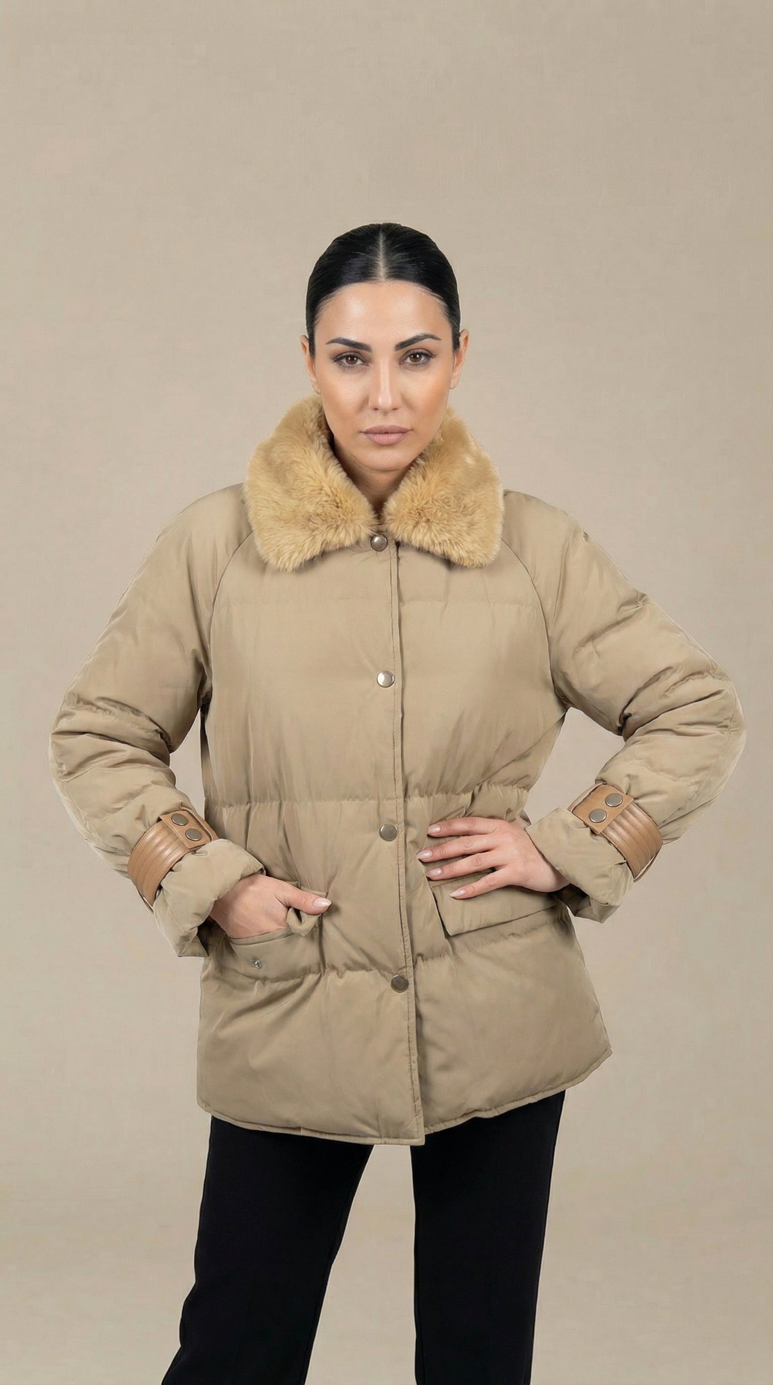 Kadın Kapitone Şişme Mont – Suni kürk yaka Bej