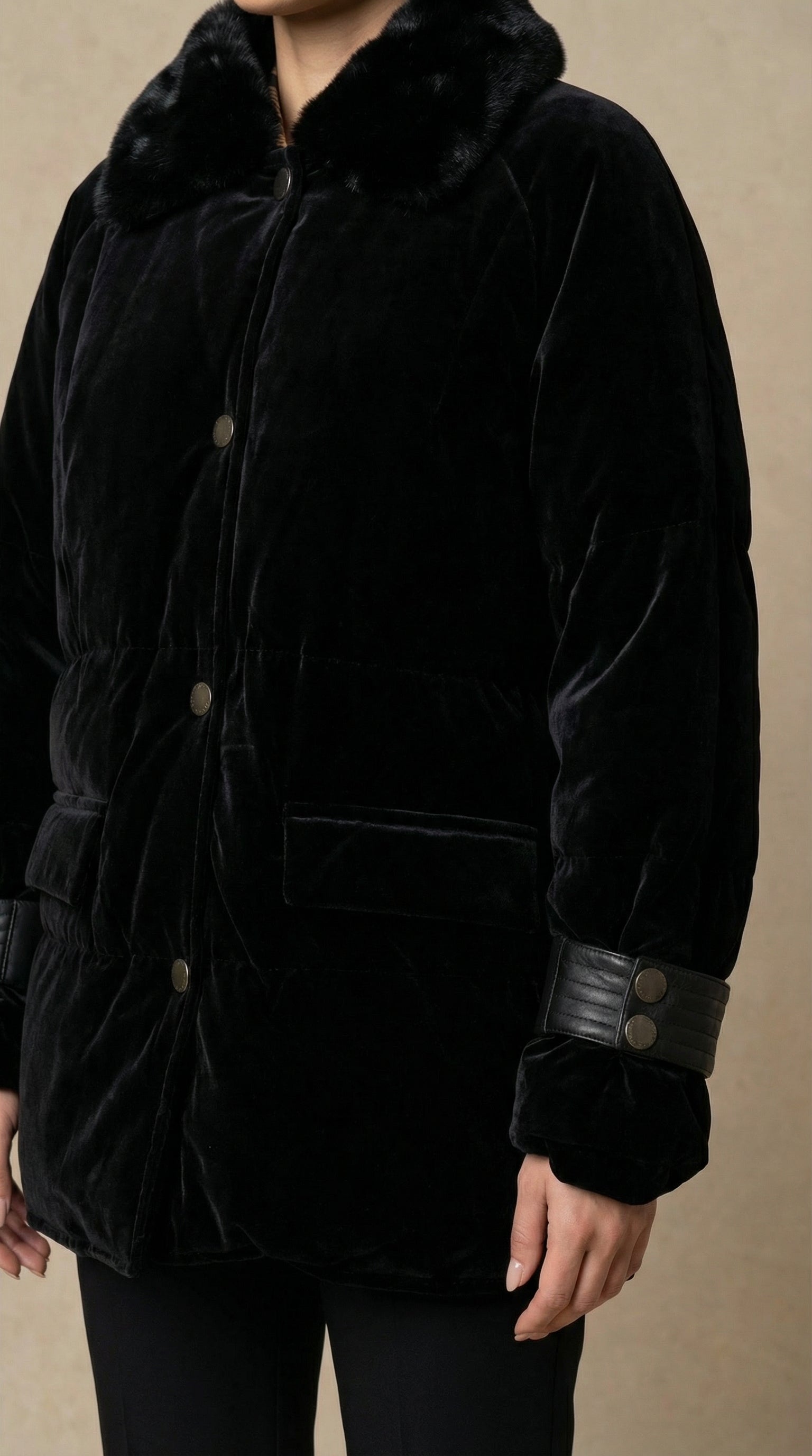 Kadın Suni Kürk Kaban – Kapüşonlu Siyah