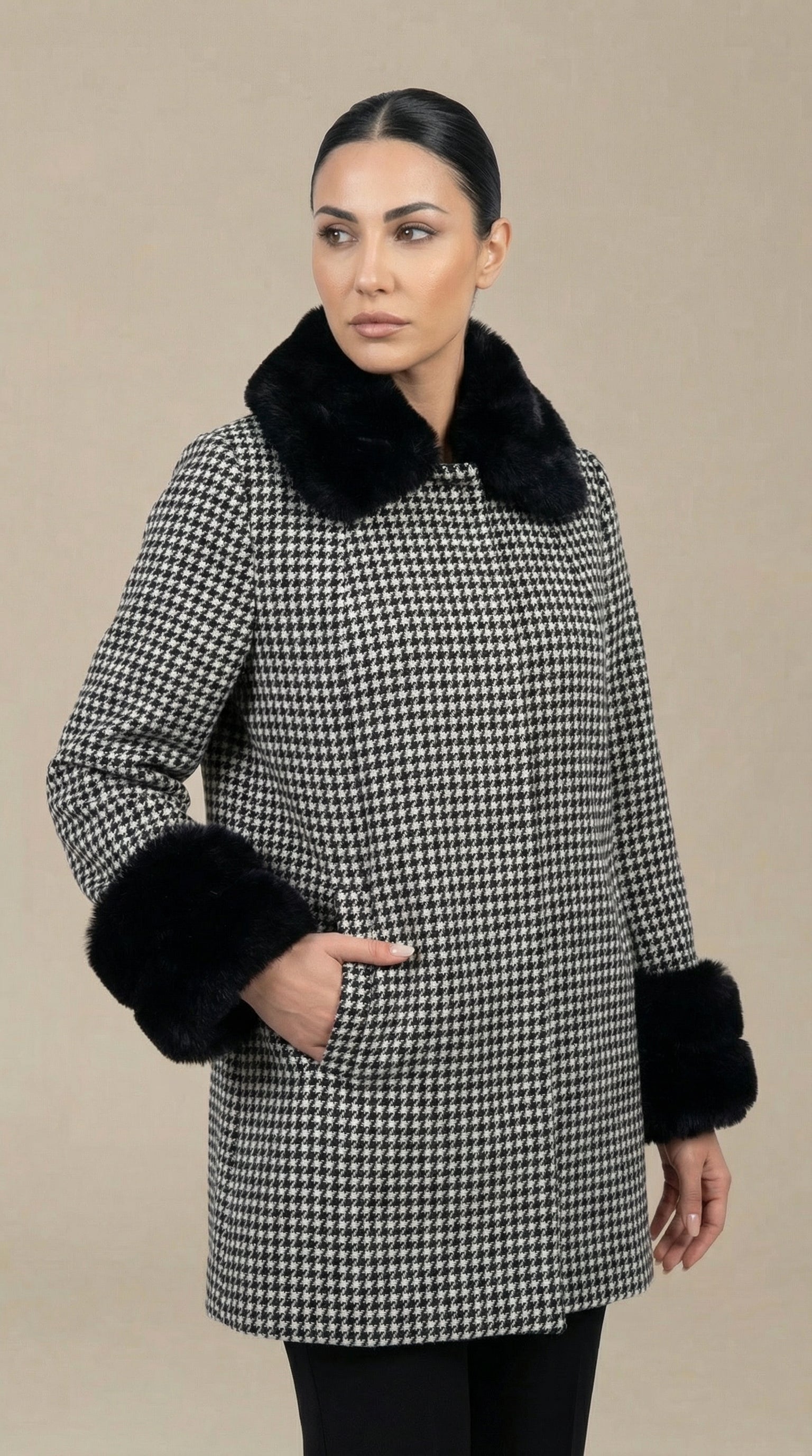 Kadın Kazayağı Kaban – Suni kürk yaka Siyah-Beyaz