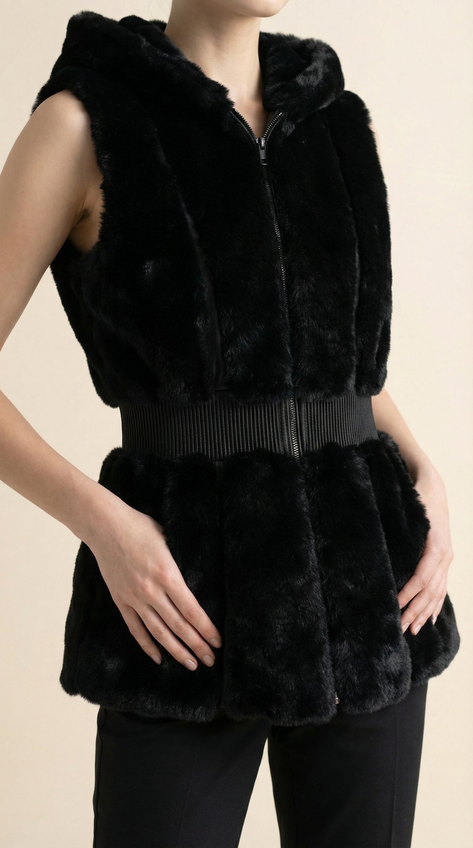 Kadın Suni Kürk Yelek – Kemerli Siyah
