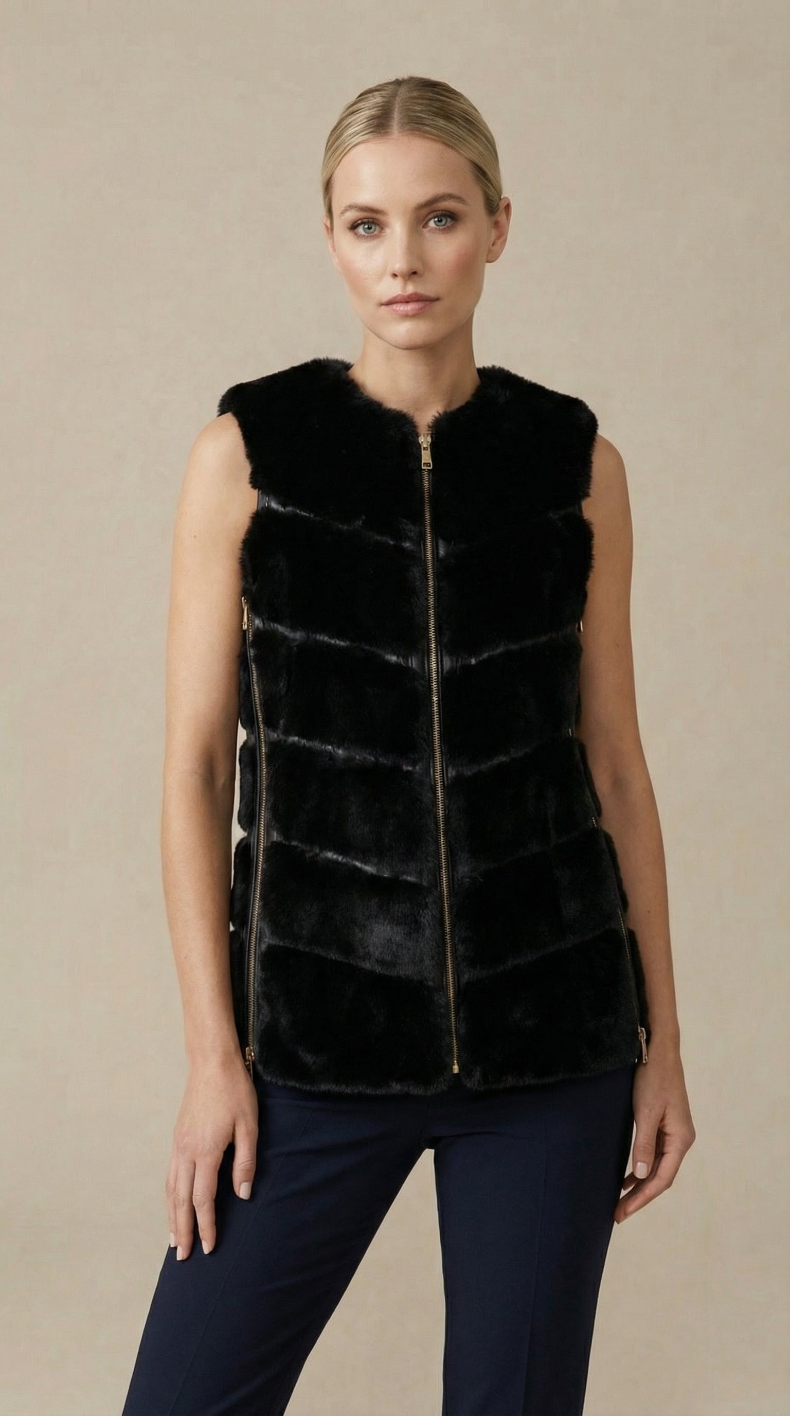 Kadın Suni Kürk Yelek – Yatay şerit dokulu Siyah