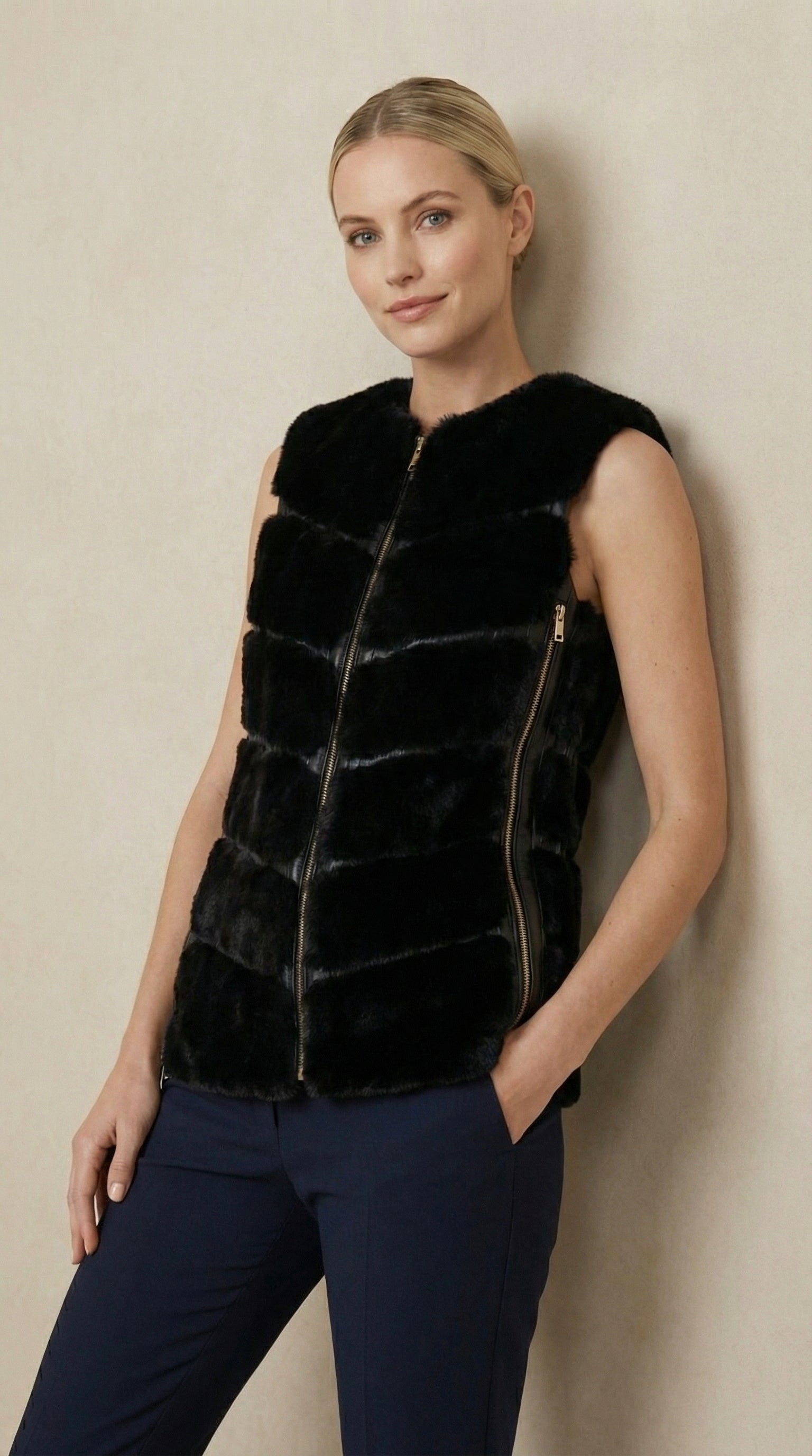 Kadın Suni Kürk Yelek – Yatay şerit dokulu Siyah