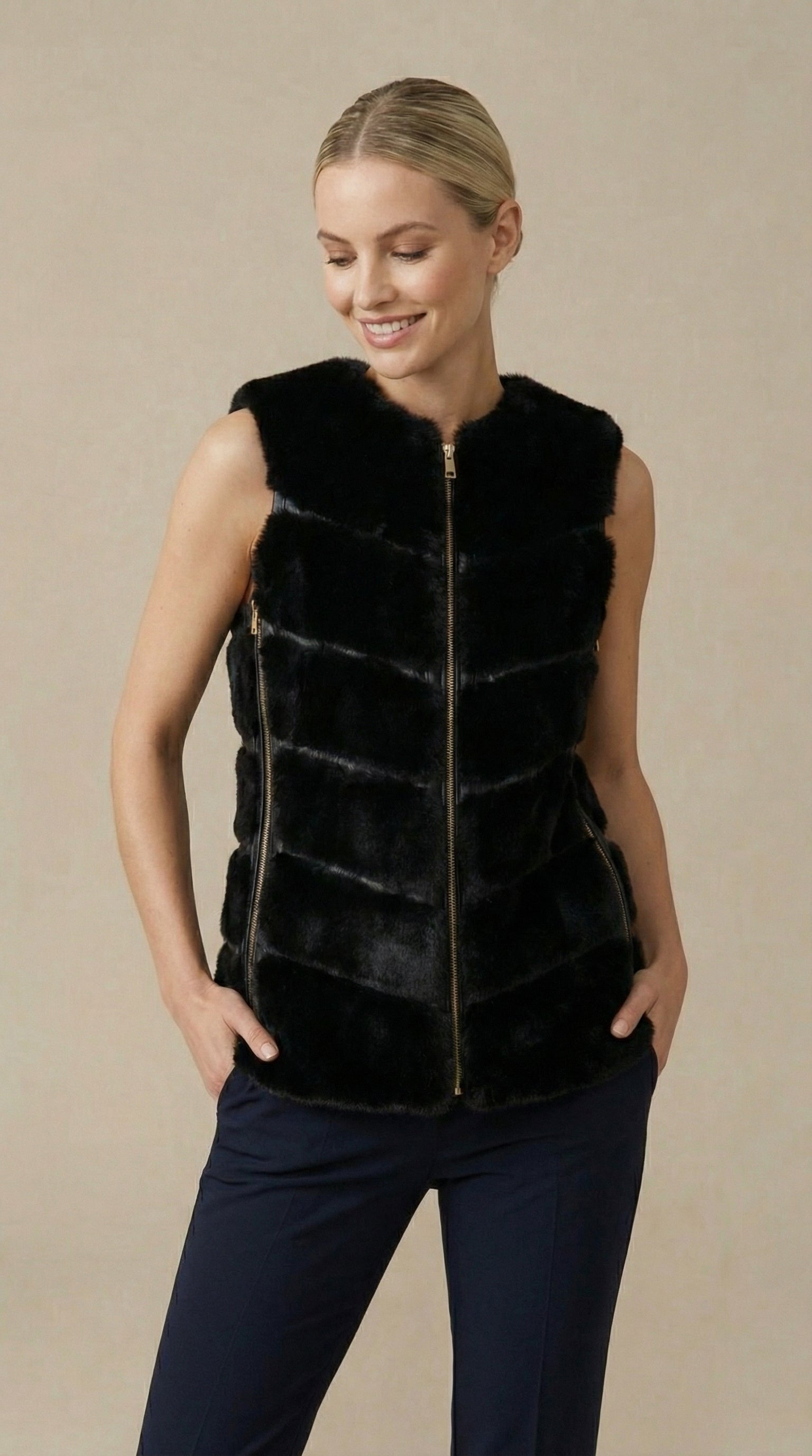 Kadın Suni Kürk Yelek – Yatay şerit dokulu Siyah