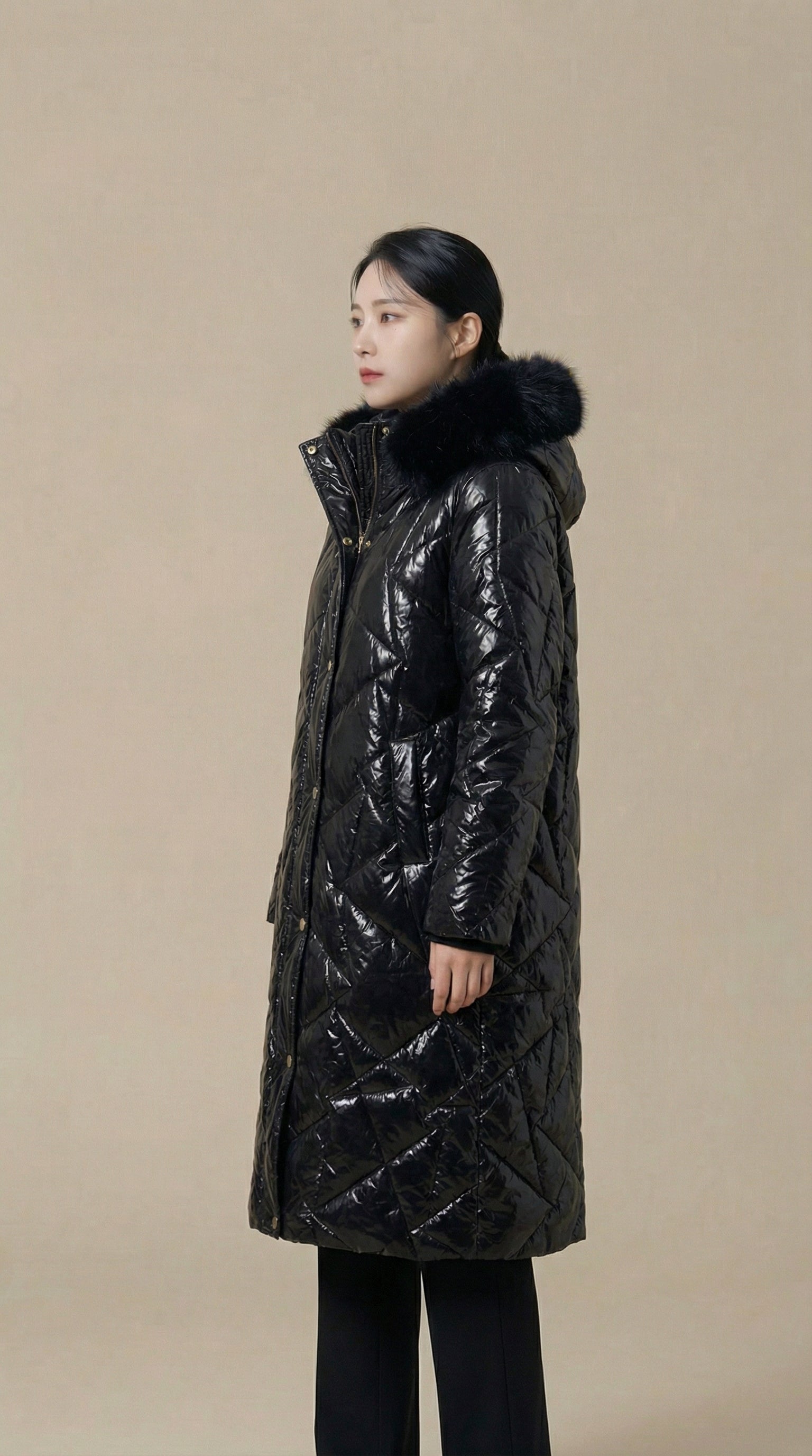 Kadın Parlak Kapitone Mont – Parlak yüzey Siyah